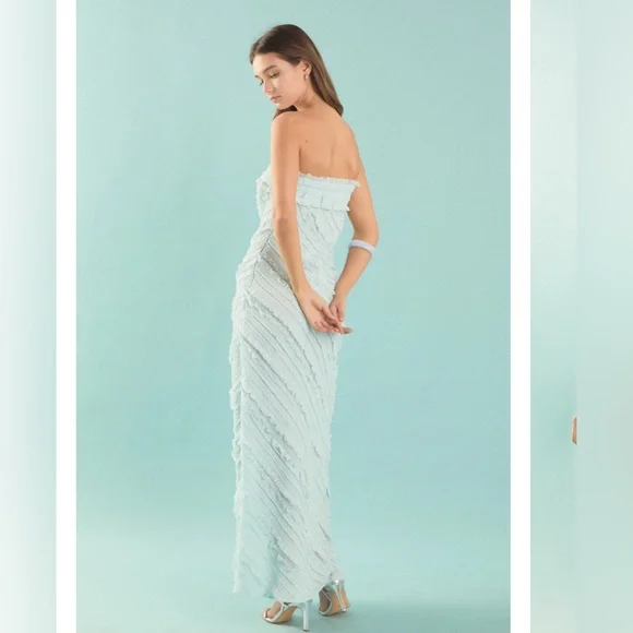 ENDLESS ROSE STRAPLESS RUFFLED MAXI DRESS π©΅π - Picture 3 of 5